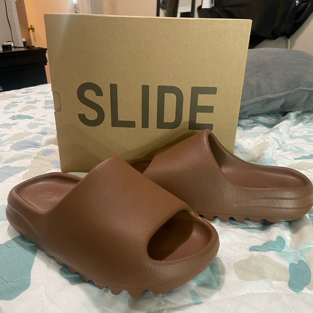 Yeezy Slides